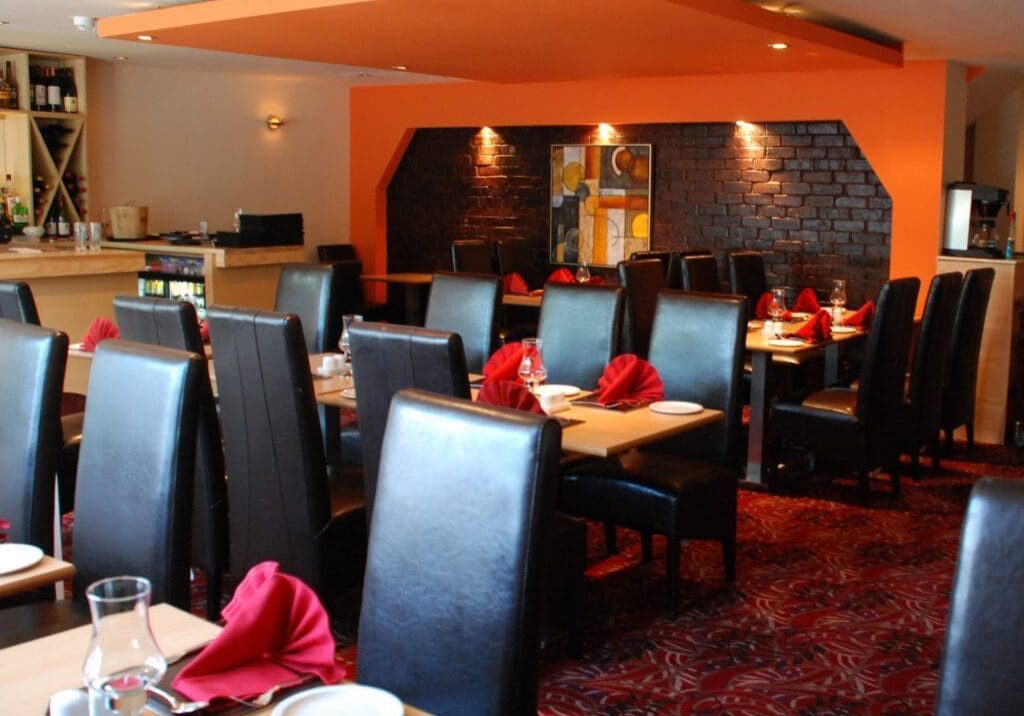 Vibrant interior - Jahan Lymm
