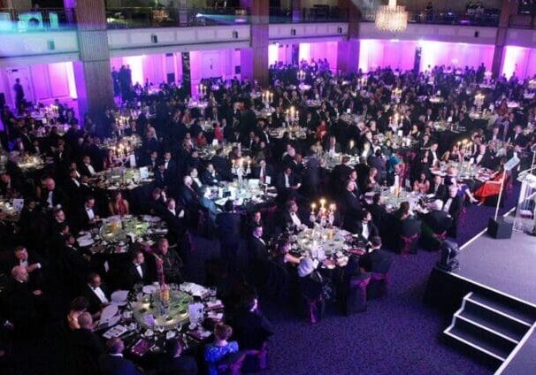 cropped-gala-table-bg